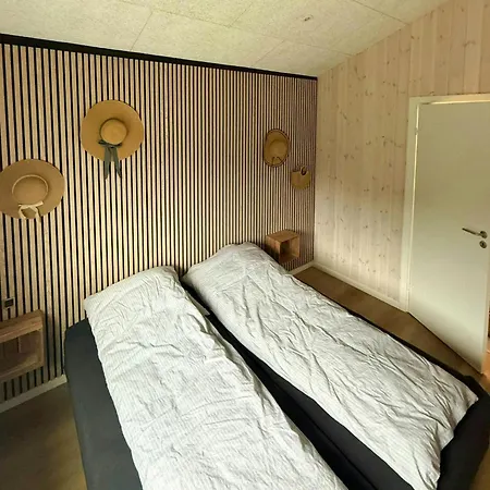 Architect-designed House In Casa de Férias *