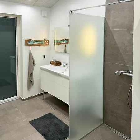 Architect-designed House In * Juelsminde (Hedensted)