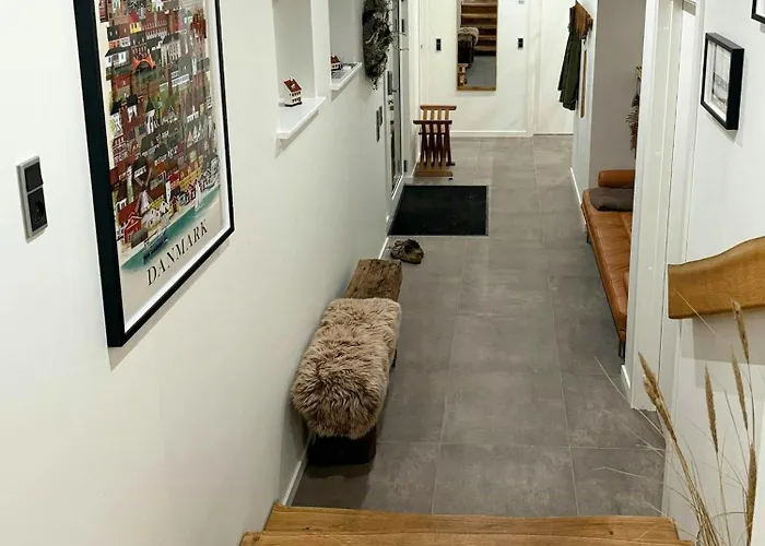 Дом отдыха Architect-designed House In *